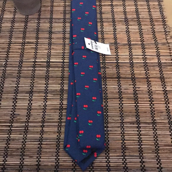 NWT Express Tie - Picture 3 of 3